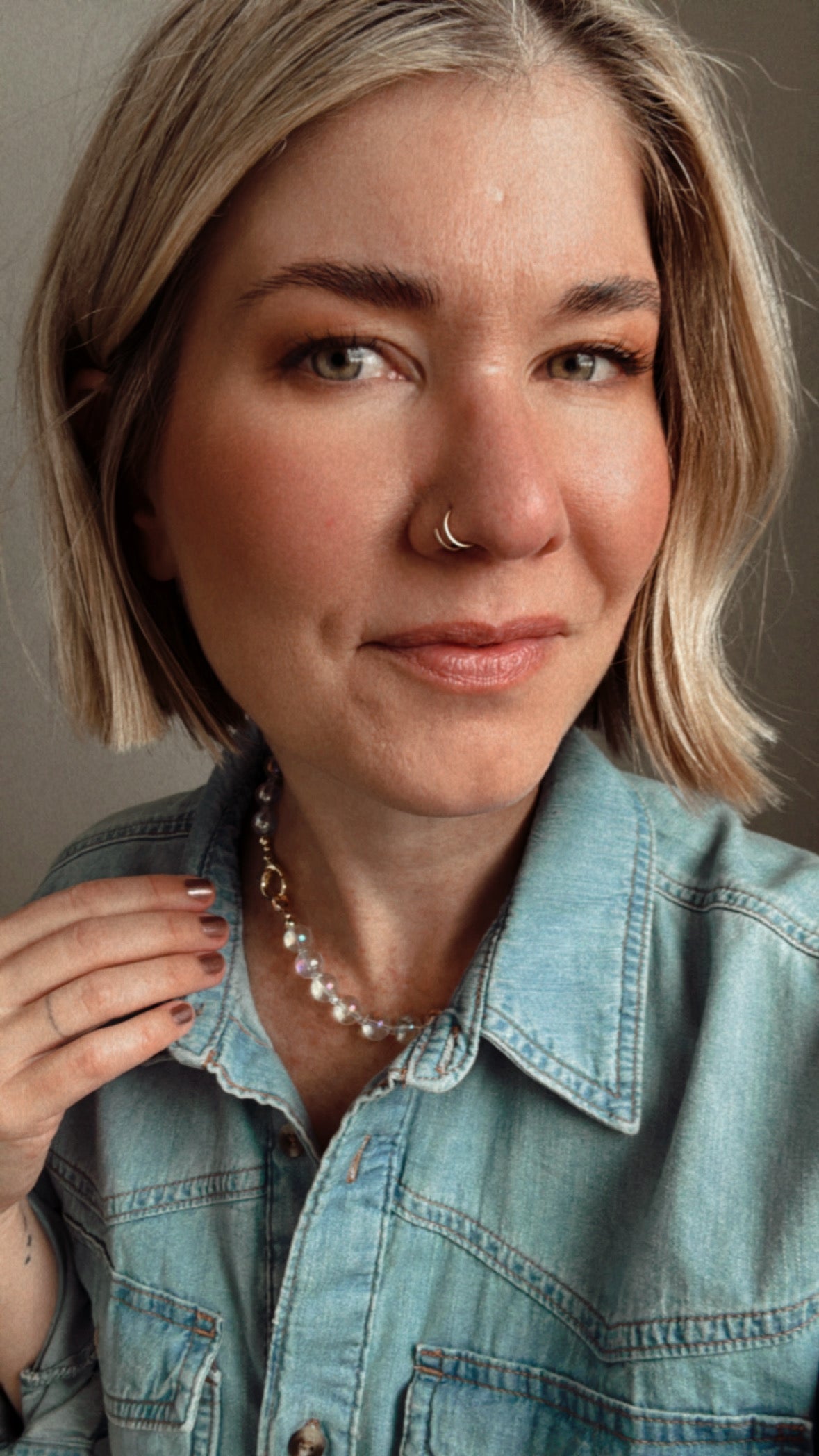 the Weiß Necklace