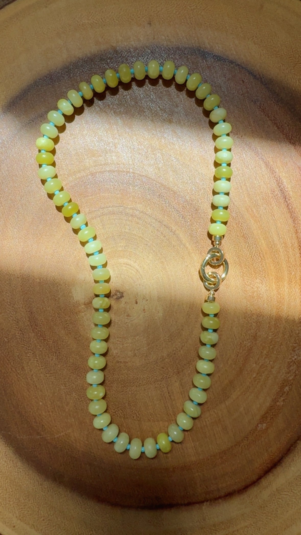 the Souvenir Necklace