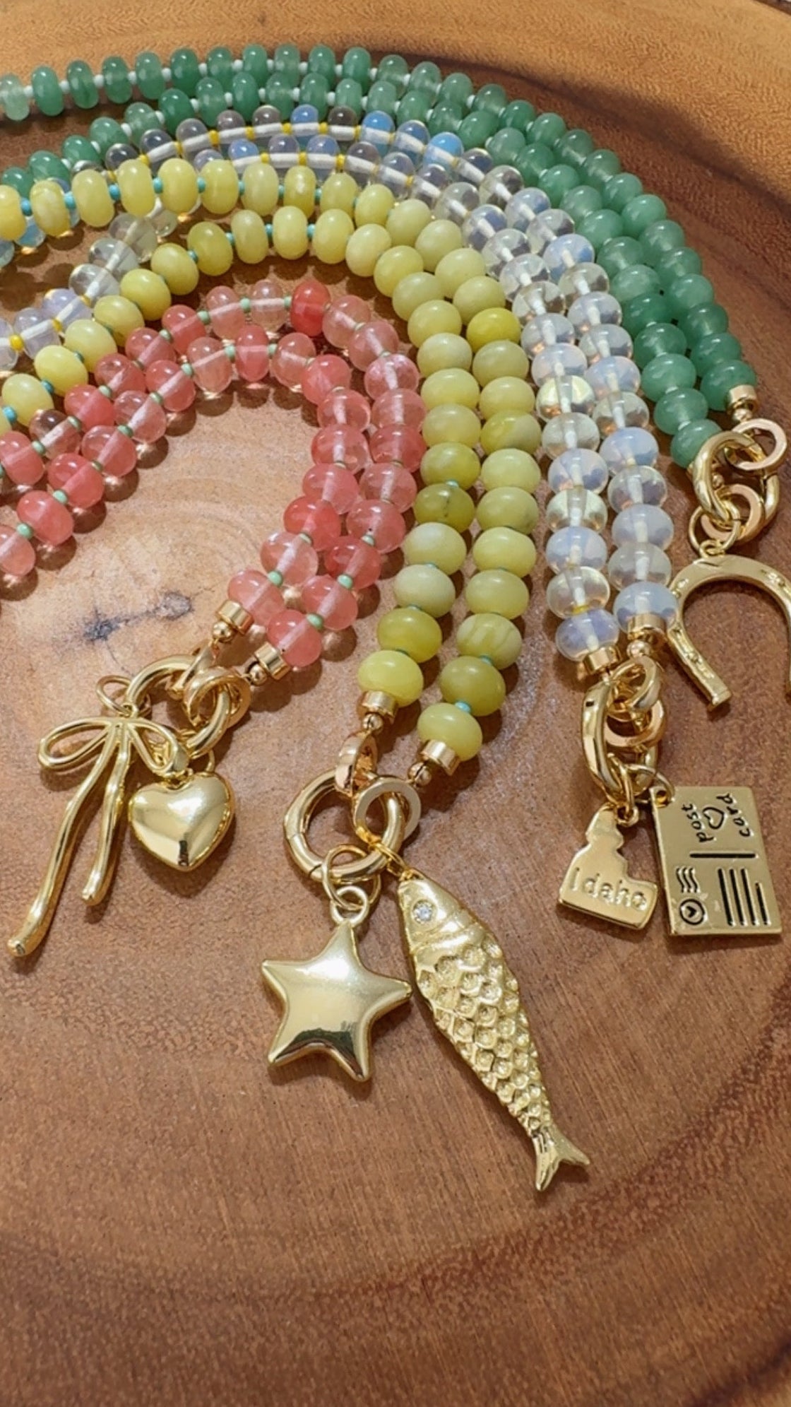 Build Your Souvenir Necklace