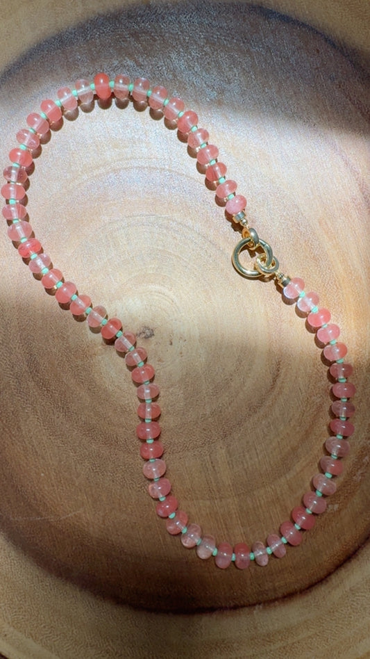 the Souvenir Necklace
